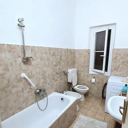 Casa Con Giardino Vicina A Tutto Privatunterkunft *