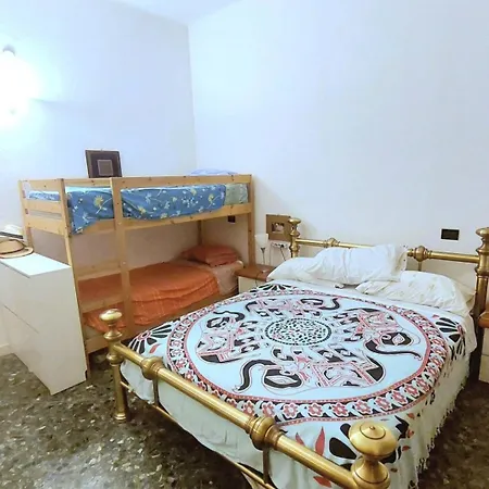 Casa Con Giardino Vicina A Tutto Quarto em Acomodações Particulares Sestri Levante