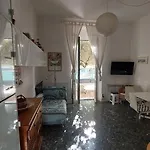 Casa Con Giardino Vicina A Tutto セストリ・レヴァンテ